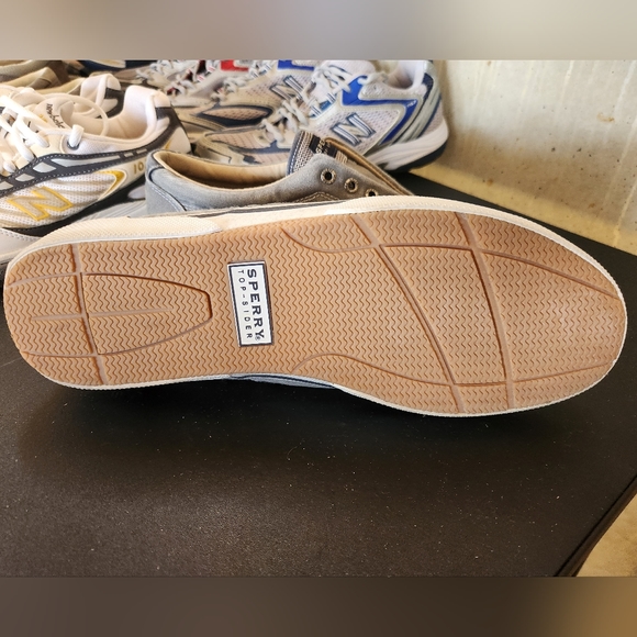 Sperry Top Sider men's 10.5 - Picture 2 of 4